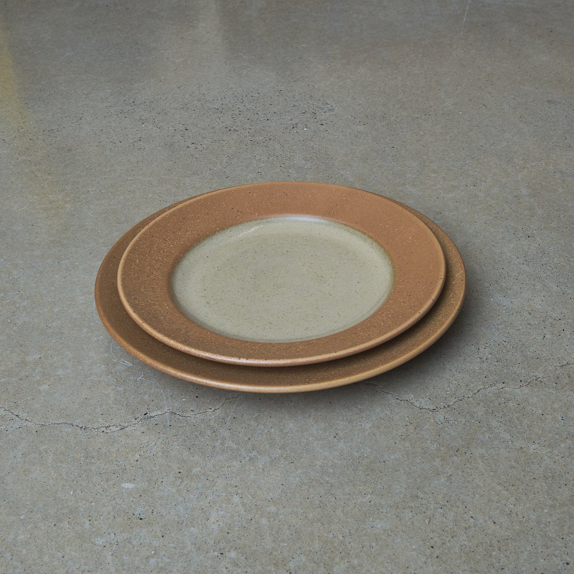 Kurieto Tableware - 'Gaia' Wide Rim Plate 24cm - gifu.au -Kurieto