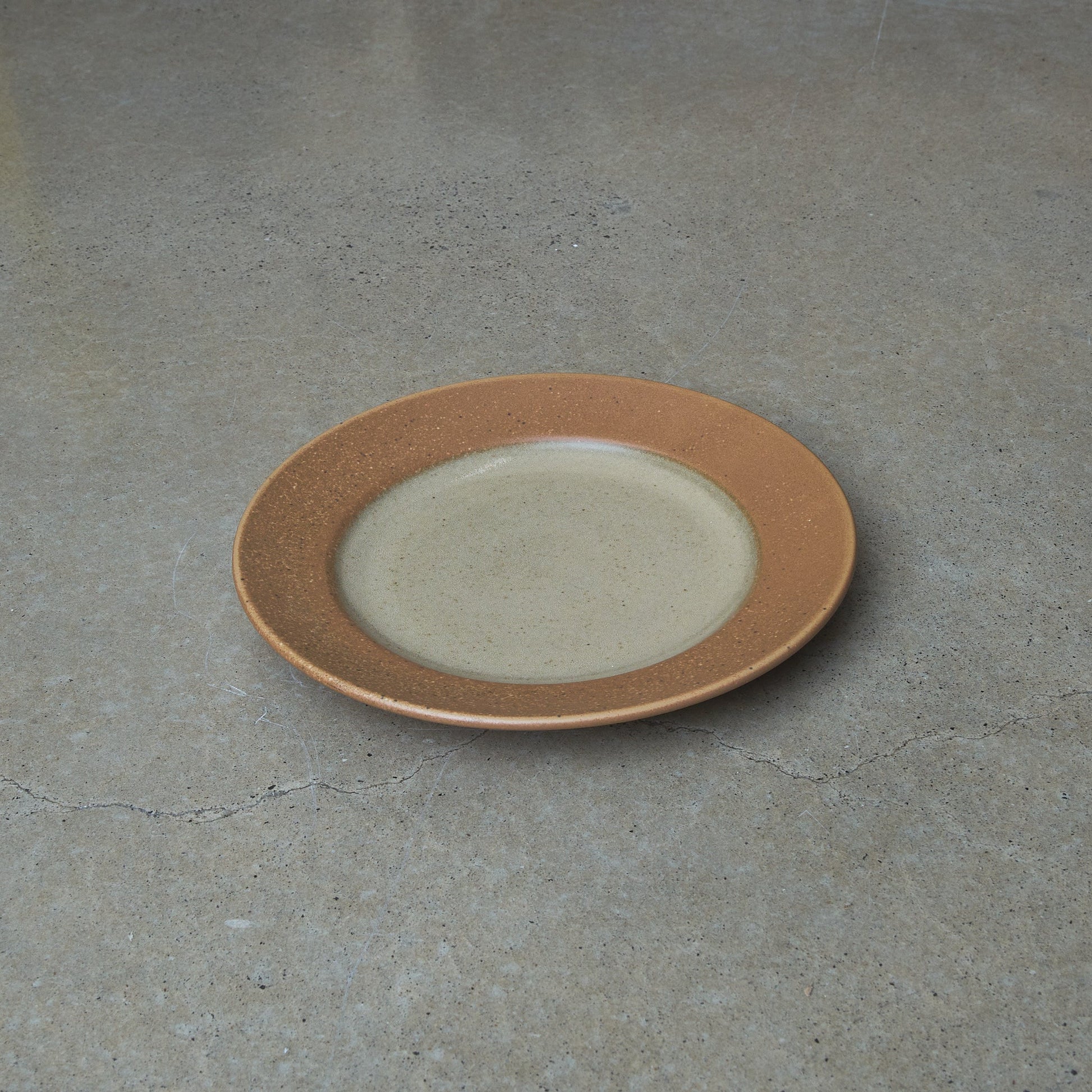 Kurieto Tableware - 'Gaia' Wide Rim Plate 24cm - gifu.au -Kurieto