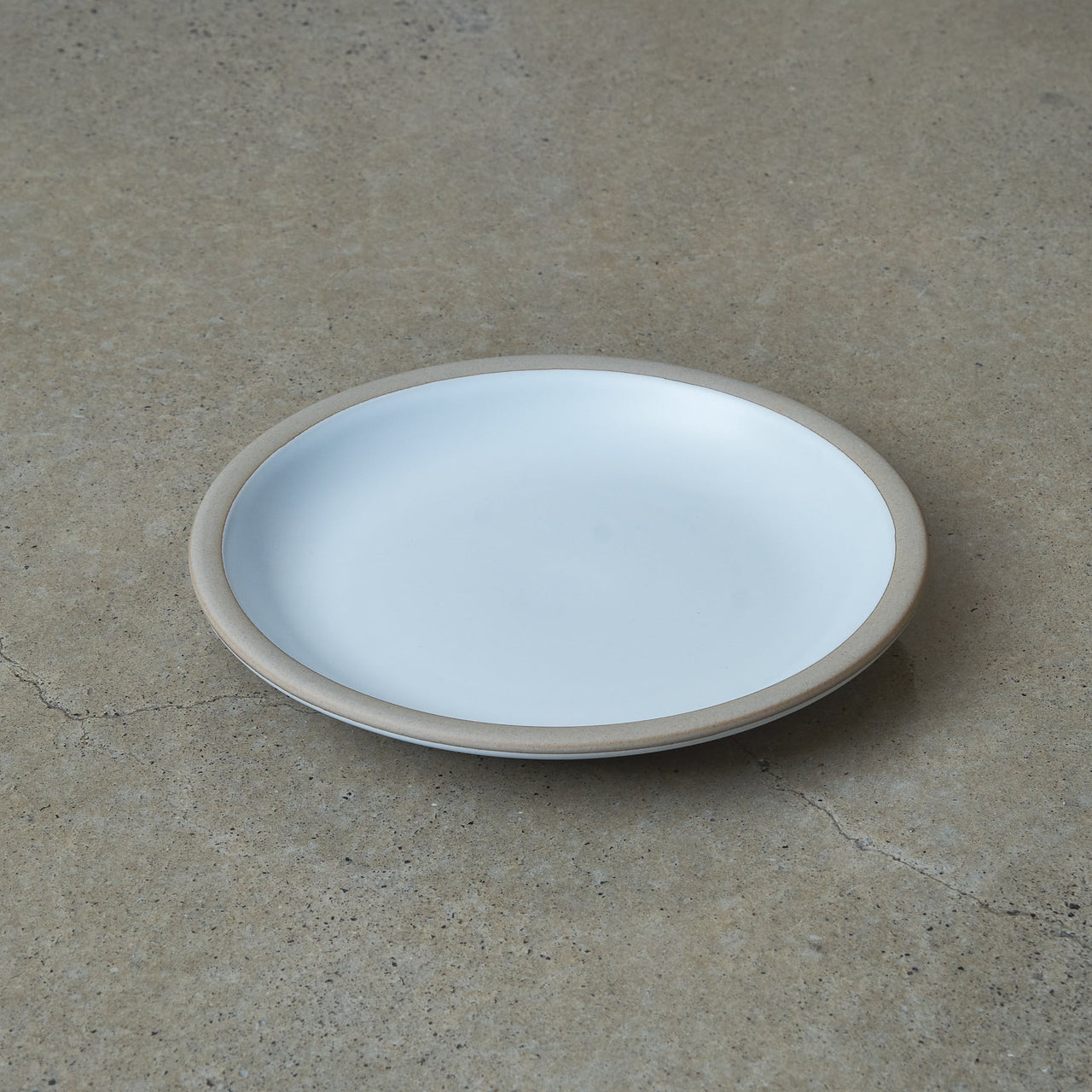 PERCENT Porcelain Medium Plate - Matte White - gifu.au -PERCENT