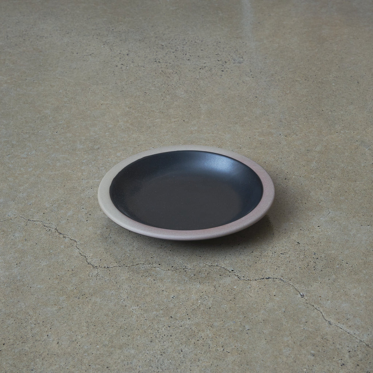 PERCENT Porcelain Small Plate - Matte Black - gifu.au -PERCENT